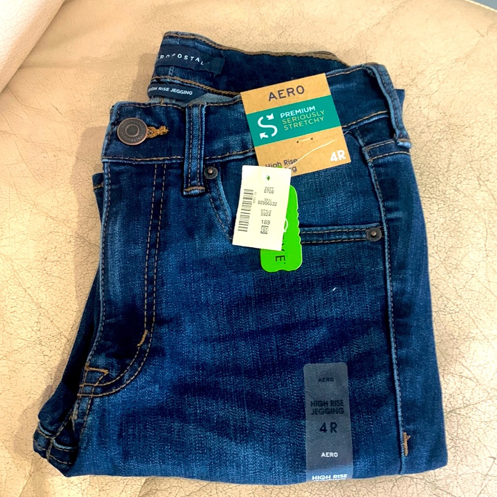 Aero new with tags skinny jeans